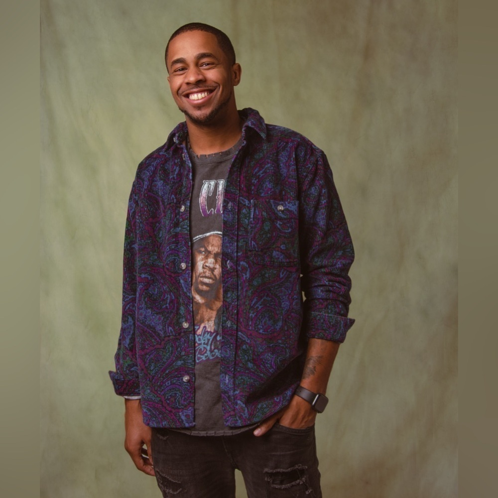 Urban Outfitters Multicolor Corduroy Shirt Size Medium - Picture 1 of 10